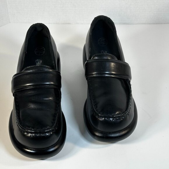 WOMEN'S SIZE 9 SLIP ON SHOES - Picture 14 of 16